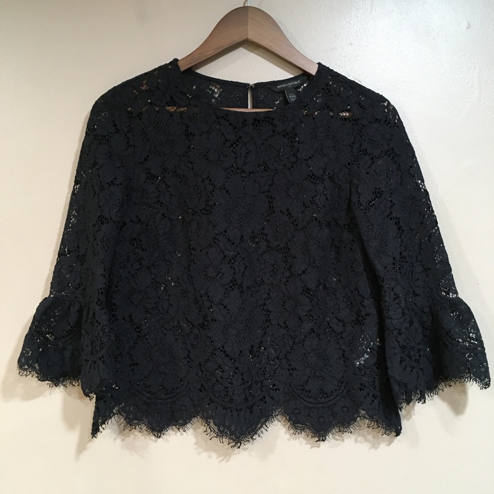 Banana Republic Lace Bell Sleeve Top Womens XXS Petite Black Gothic Romantic
